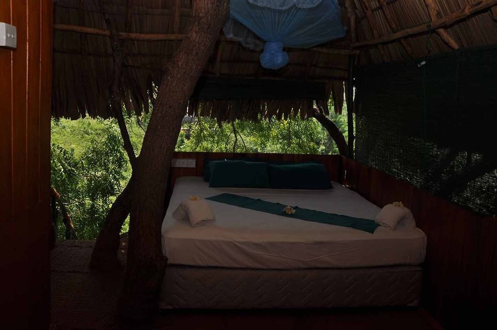 Yala Beddegama Eco Hotel Kataragama Bagian luar foto